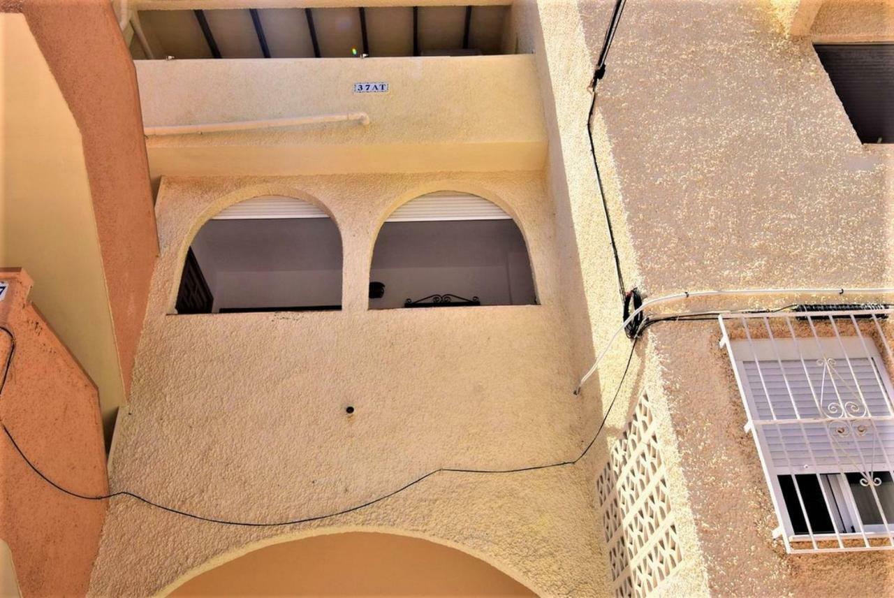34 Retro Beach House - Alicante Real Estate トレビエハ エクステリア 写真