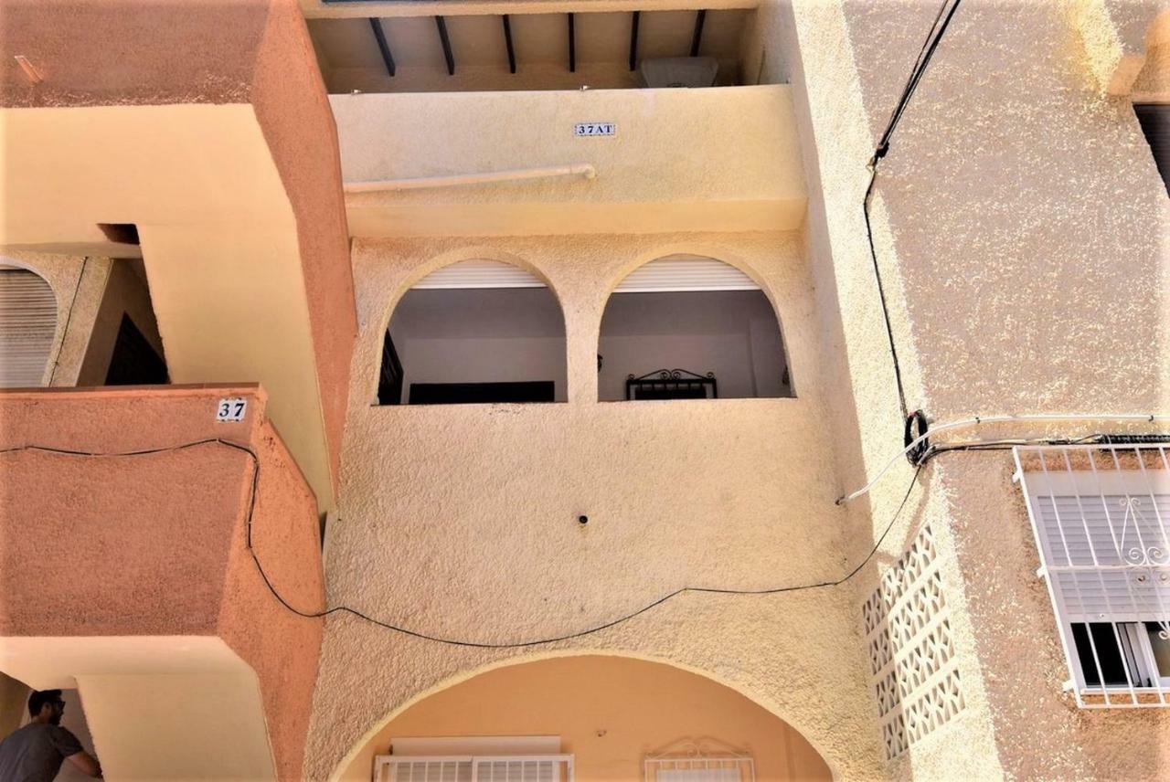 34 Retro Beach House - Alicante Real Estate トレビエハ エクステリア 写真